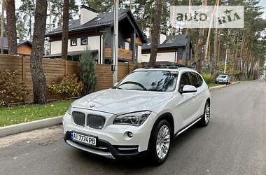 Внедорожник / Кроссовер BMW X1 2013 в 