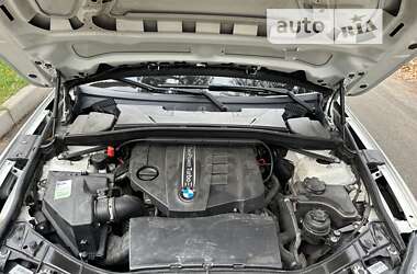 Внедорожник / Кроссовер BMW X1 2013 в 