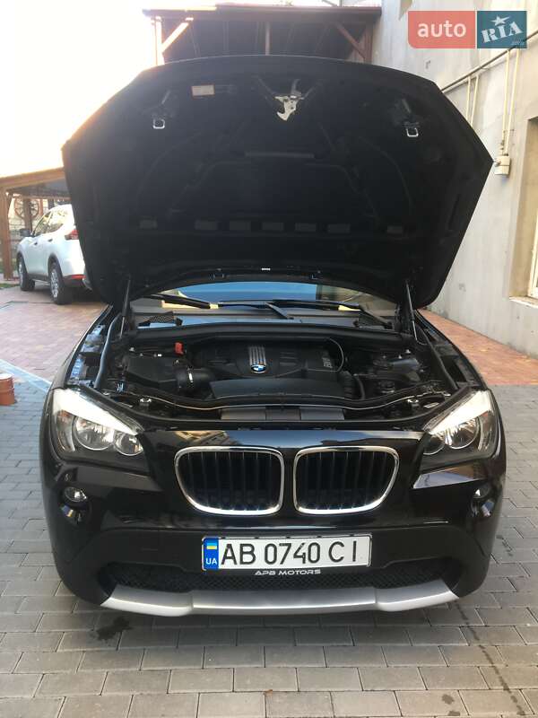 Внедорожник / Кроссовер BMW X1 2012 в Виннице