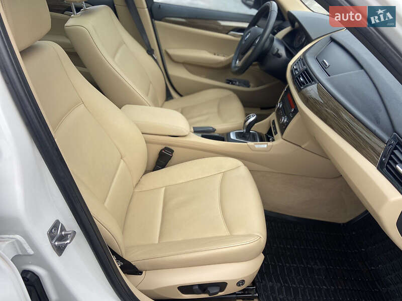 Позашляховик / Кросовер BMW X1 2013 в Кременчуці