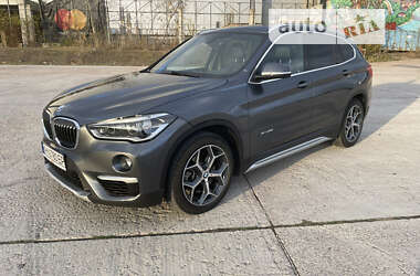 Позашляховик / Кросовер BMW X1 2016 в Києві