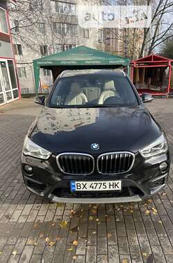 Внедорожник / Кроссовер BMW X1 2017 в Хмельницком