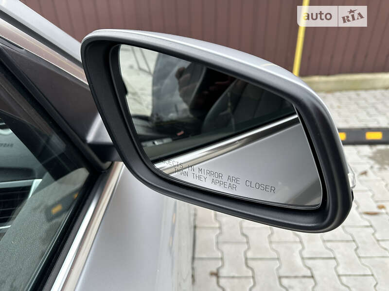 Внедорожник / Кроссовер BMW X1 2016 в Одессе