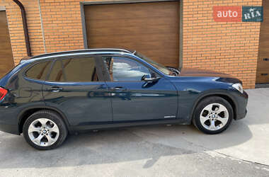 Внедорожник / Кроссовер BMW X1 2013 в Чорткове