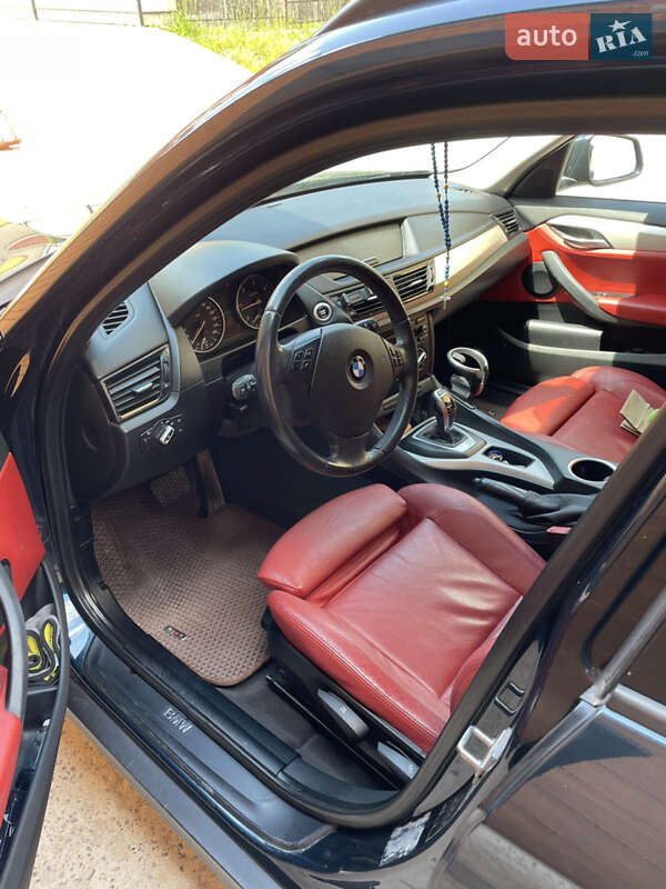 Позашляховик / Кросовер BMW X1 2013 в Чорткові