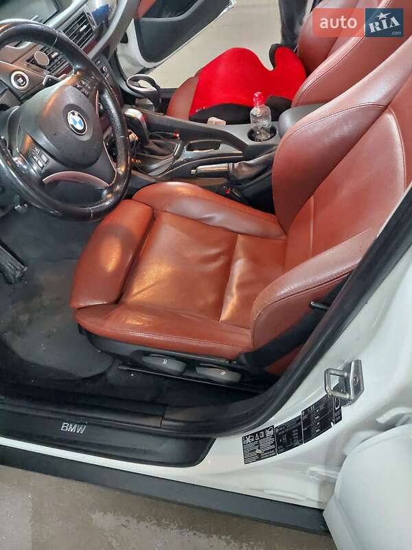 Позашляховик / Кросовер BMW X1 2010 в Рівному