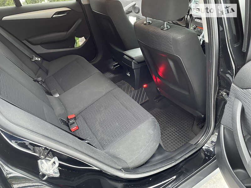 Позашляховик / Кросовер BMW X1 2013 в Луцьку