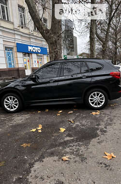 Внедорожник / Кроссовер BMW X1 2016 в Одессе