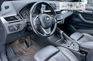 Внедорожник / Кроссовер BMW X1 2018 в 