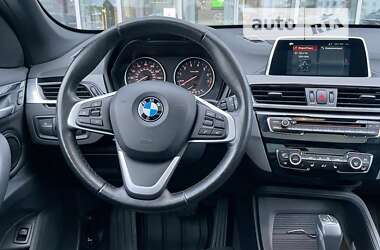 Внедорожник / Кроссовер BMW X1 2018 в 