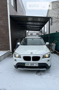 Внедорожник / Кроссовер BMW X1 2011 в Киеве