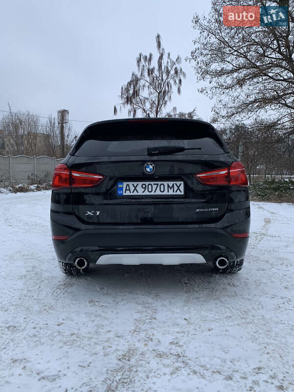 Внедорожник / Кроссовер BMW X1 2019 в Харькове