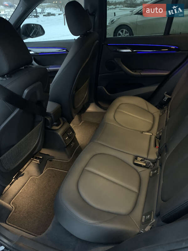 Внедорожник / Кроссовер BMW X1 2019 в Харькове