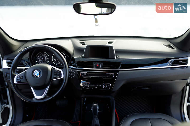 Позашляховик / Кросовер BMW X1 2016 в Хмельницькому