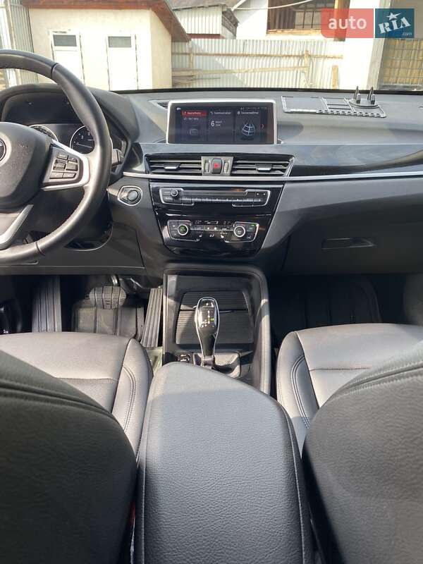 Позашляховик / Кросовер BMW X1 2022 в Тячеві