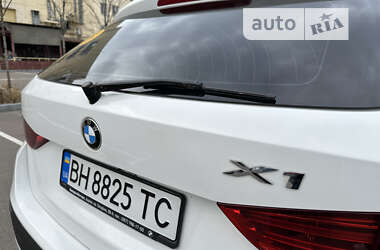 Внедорожник / Кроссовер BMW X1 2010 в Киеве