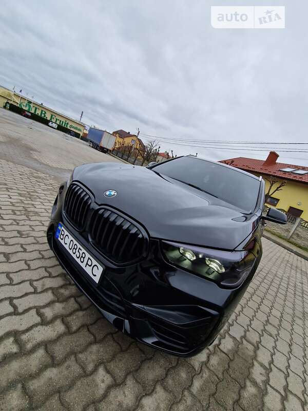 Позашляховик / Кросовер BMW X1 2019 в Городку