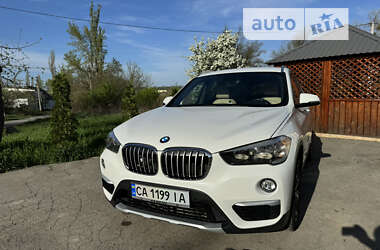 Позашляховик / Кросовер BMW X1 2016 в Звенигородці