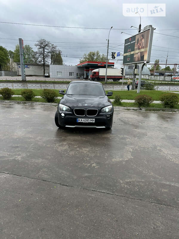 Внедорожник / Кроссовер BMW X1 2011 в Чернигове