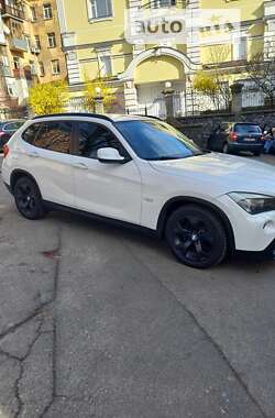 Внедорожник / Кроссовер BMW X1 2012 в Киеве