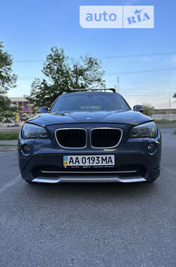 Внедорожник / Кроссовер BMW X1 2011 в Киеве