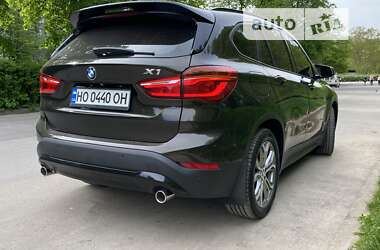 Внедорожник / Кроссовер BMW X1 2015 в Тернополе