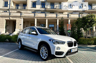 Внедорожник / Кроссовер BMW X1 2016 в Одессе