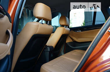 Внедорожник / Кроссовер BMW X1 2013 в Львове