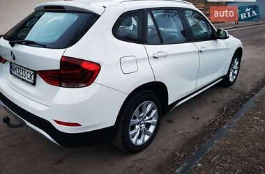 Внедорожник / Кроссовер BMW X1 2014 в Житомире