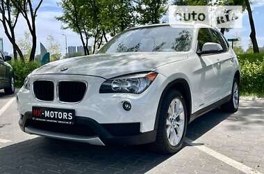 Позашляховик / Кросовер BMW X1 2013 в Києві