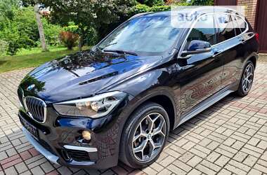 Внедорожник / Кроссовер BMW X1 2018 в Запорожье