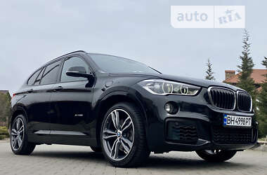 Внедорожник / Кроссовер BMW X1 2016 в Одессе