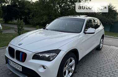 Внедорожник / Кроссовер BMW X1 2011 в Полтаве