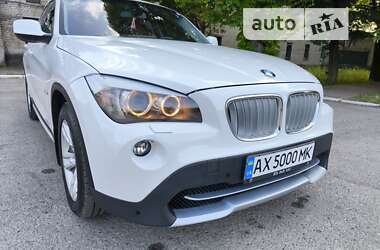 Внедорожник / Кроссовер BMW X1 2010 в Белозерье