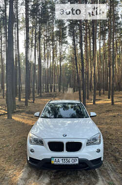 Позашляховик / Кросовер BMW X1 2014 в Києві