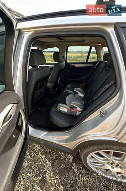 Внедорожник / Кроссовер BMW X1 2013 в 