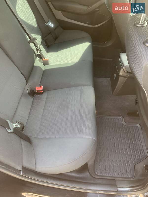 Внедорожник / Кроссовер BMW X1 2011 в Киеве