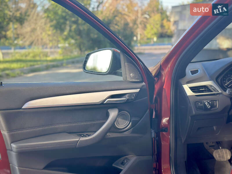 Позашляховик / Кросовер BMW X1 2017 в Києві