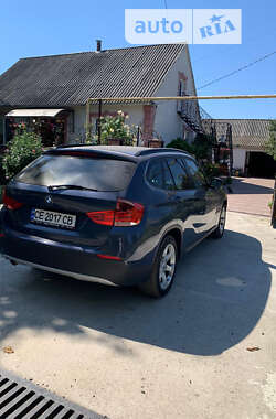 Внедорожник / Кроссовер BMW X1 2011 в Хотине