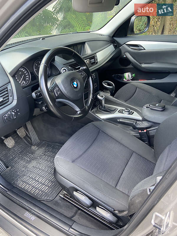 Позашляховик / Кросовер BMW X1 2011 в Києві