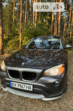 Внедорожник / Кроссовер BMW X1 2015 в Киеве