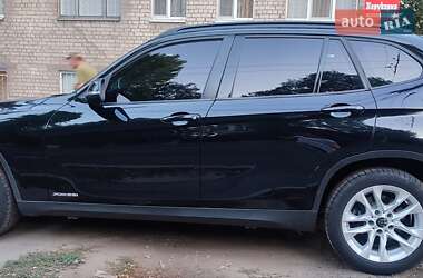 Внедорожник / Кроссовер BMW X1 2014 в 