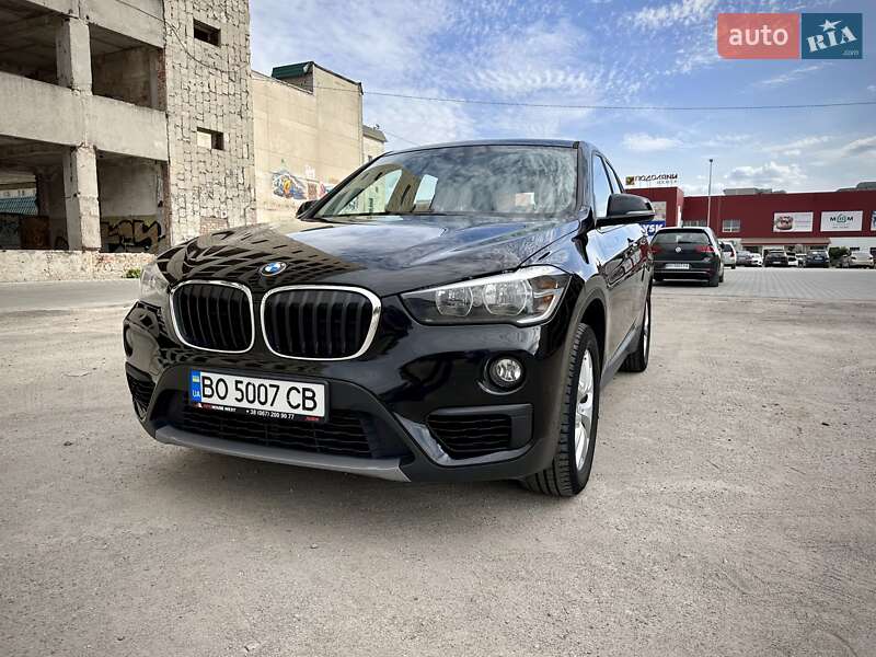 Позашляховик / Кросовер BMW X1 2017 в Тернополі