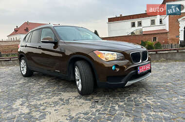 Внедорожник / Кроссовер BMW X1 2013 в Дубно