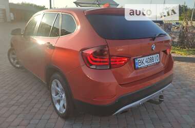 Позашляховик / Кросовер BMW X1 2014 в Сарнах