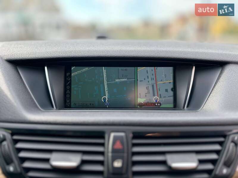 Внедорожник / Кроссовер BMW X1 2013 в Житомире