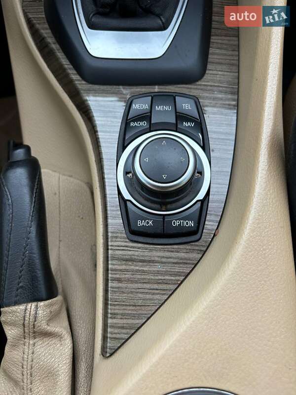 Внедорожник / Кроссовер BMW X1 2013 в Житомире