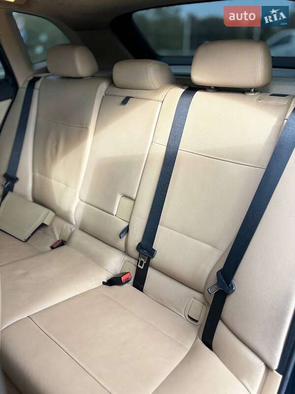 Внедорожник / Кроссовер BMW X1 2013 в Житомире