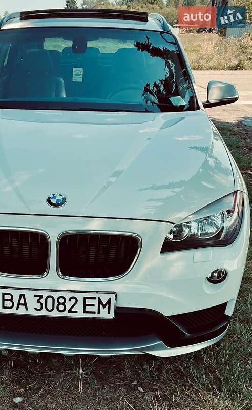 Внедорожник / Кроссовер BMW X1 2014 в Луцке