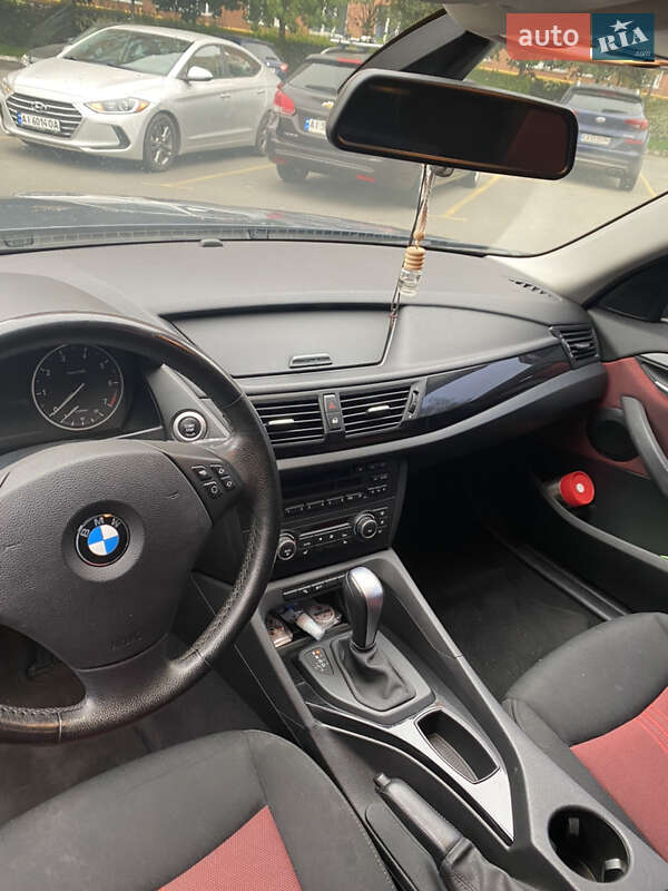 Внедорожник / Кроссовер BMW X1 2011 в Киеве